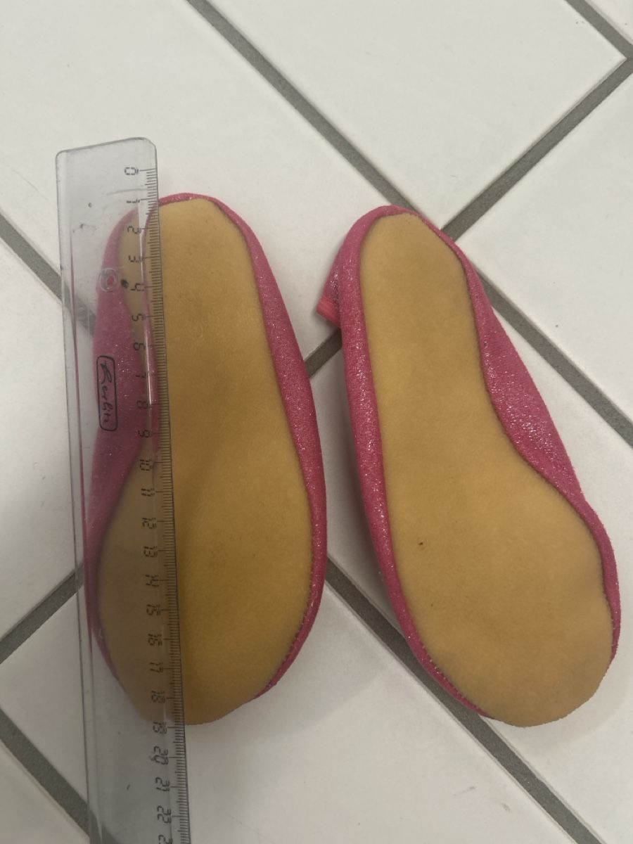 Chaussures filles: Täppeli – Neuf (Voir description) à Eschenbach SG par bushika 3