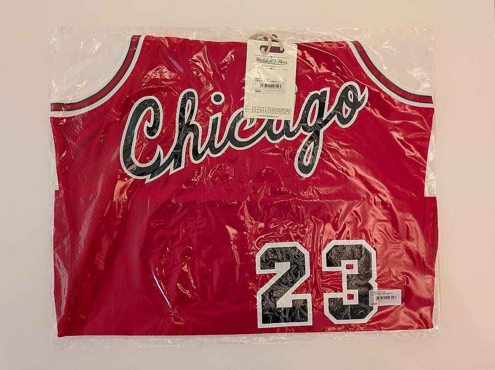 Mitchell & Ness Canottiere & Pantaloni: Michael Jordan, Bulls, 1984-85, Mitchell & Ness – Nuovo e nell'imballaggio originale da Ormalingen venduto da Rune86