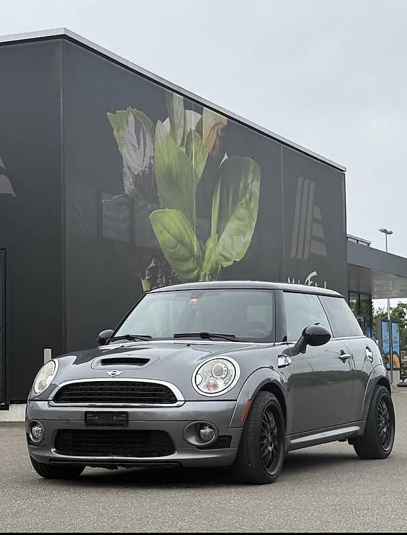 Mini Autos: Mini Cooper S 1.6 Turbo  174 PS export – Defekt aus Niederuzwil von ned_5v52 2