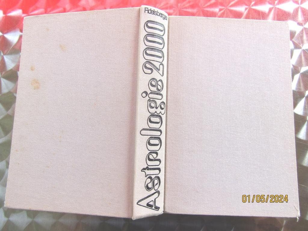 Bücher: Astrologie 2000 – Gebraucht aus Widen von LokiStar