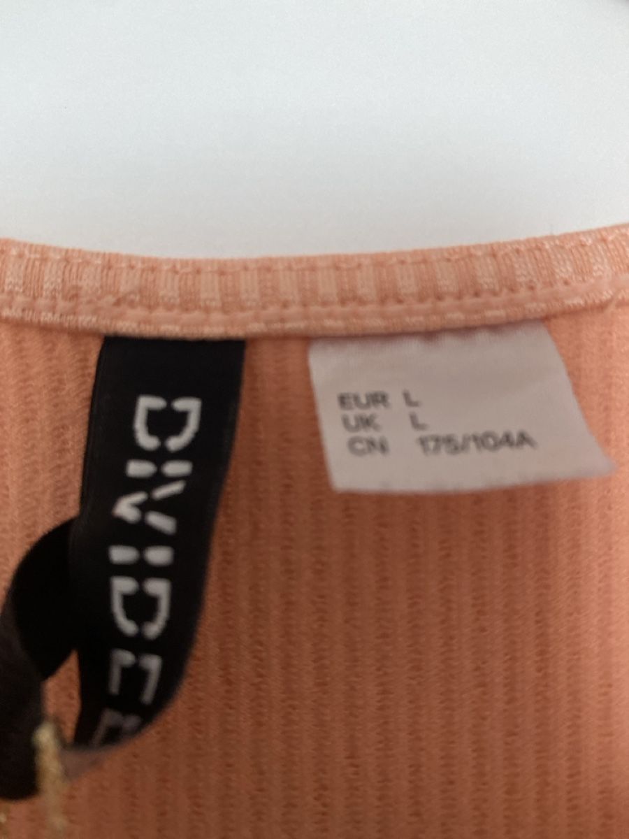 H&M Robes: Rippkleid Grösse L – D'occasion à Alpnach Dorf par melbb 1