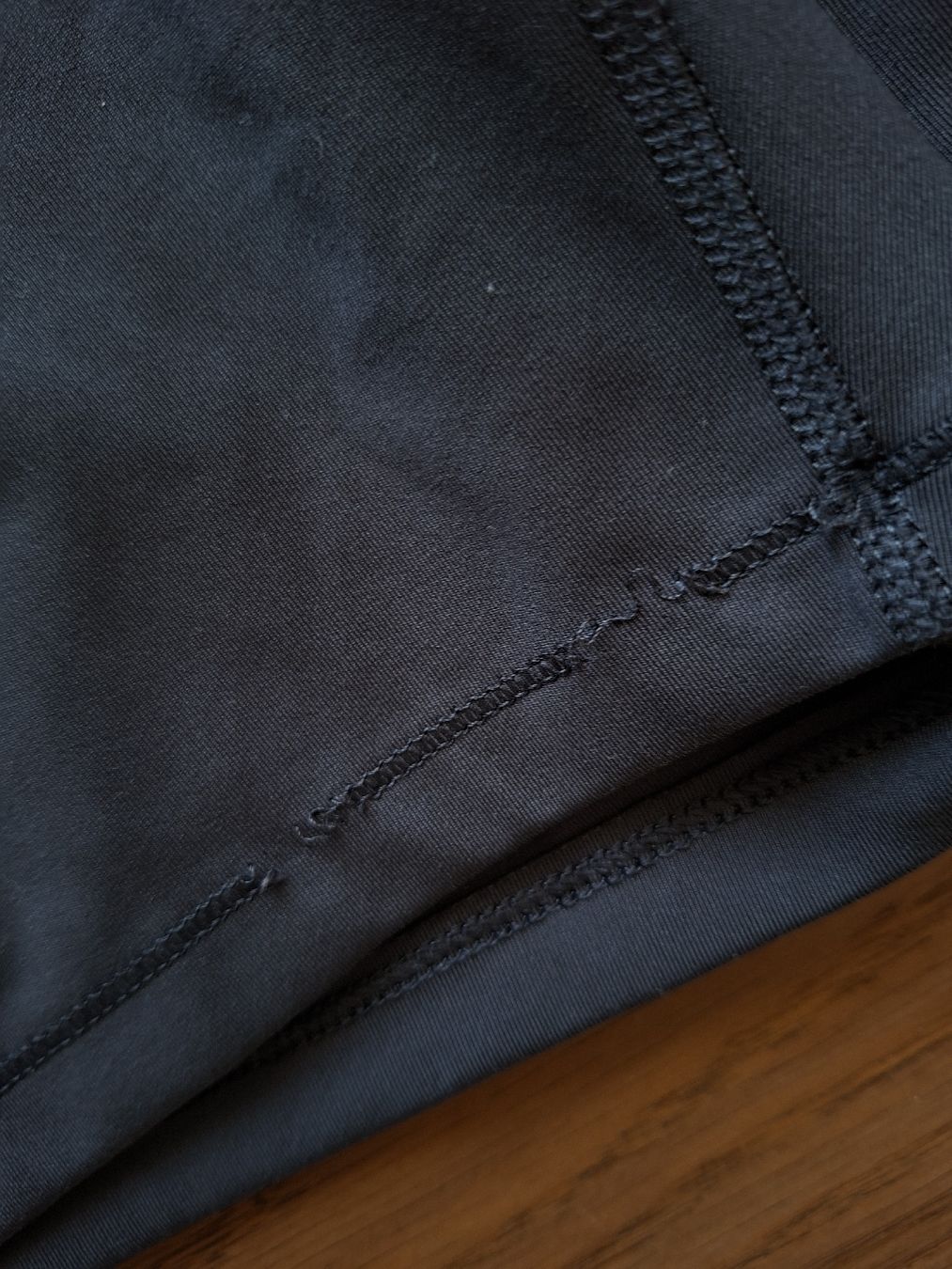 H&M Leggings: Sportshorts von H&M – Nuovo (secondo la descrizione) da Oberengstringen venduto da Kimchimon 2