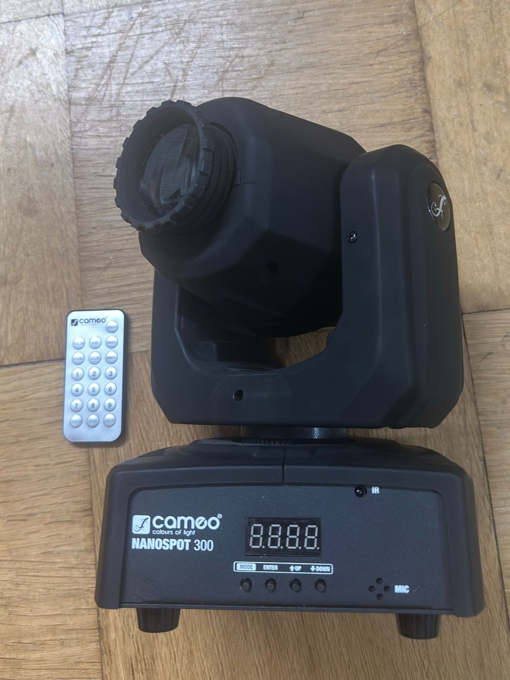 Lampade: Moving head Cameo nanospot 300 – Nuovo (secondo la descrizione) da Mont-sur-Lausanne venduto da att_svk2