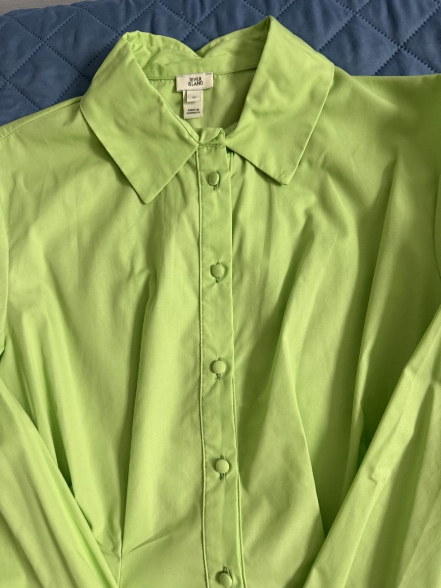 Camicette: Chemise River Island S – Nuovo (secondo la descrizione) da Forel (Lavaux) venduto da julie13