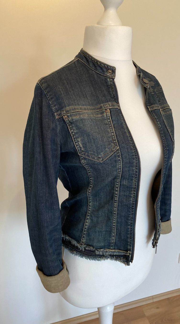Giacche: Jeansjacke im Chanel Stil, comma, Gr. 36 – Usato da Basel venduto da TheElegantEdit 1