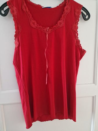 Elle Rotes Top mit Spitze, Grösse 44, ideal für den Sommer