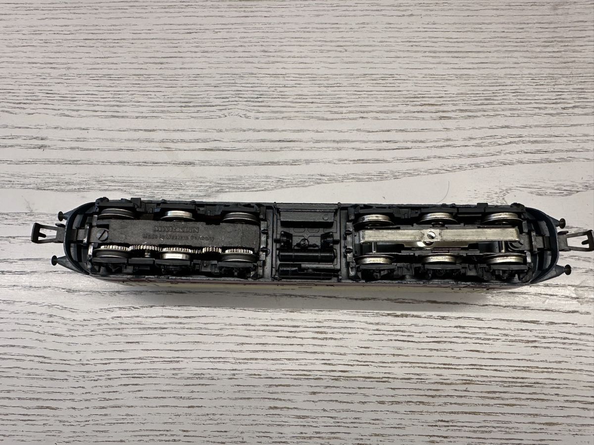 Märklin Modellini di ferrovie: Märklin 3053 DB BR 103 – Usato da Lupsingen venduto da New-Haven 5