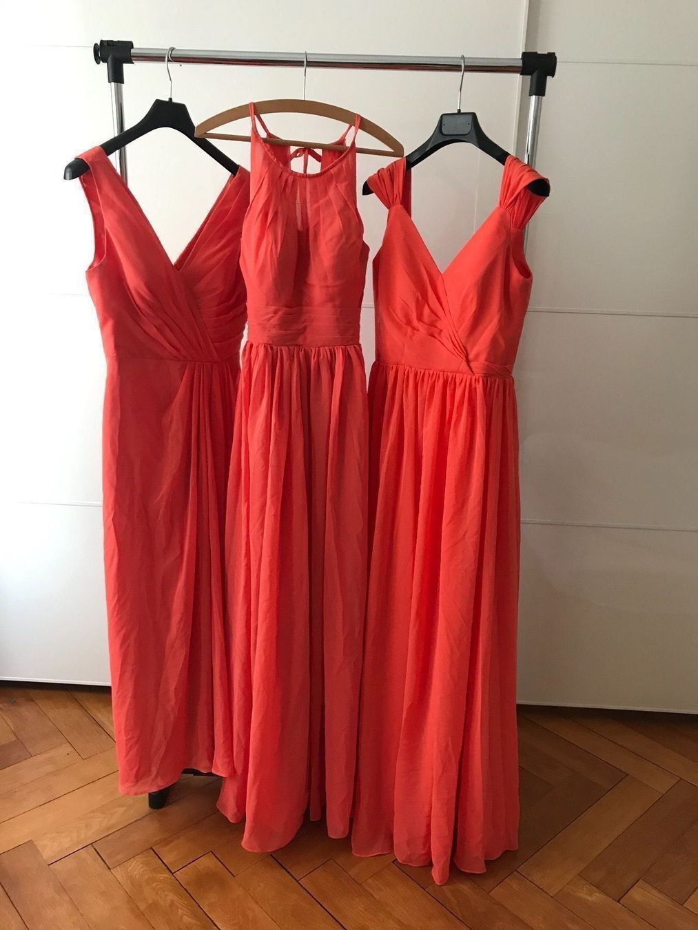 Kleider: Brautjungfernkleider 3x !! Farbe Papaya – Gebraucht aus Basel von kat_5vlm