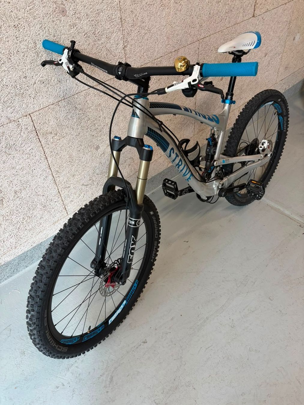 Velos: Mountainbike silber gebraucht – Gebraucht aus Neuhausen am Rheinfall von keishinofficial 2
