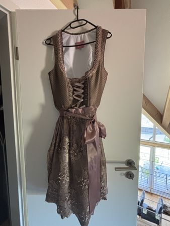 Dirndl mit Bluse,  Grösse 38