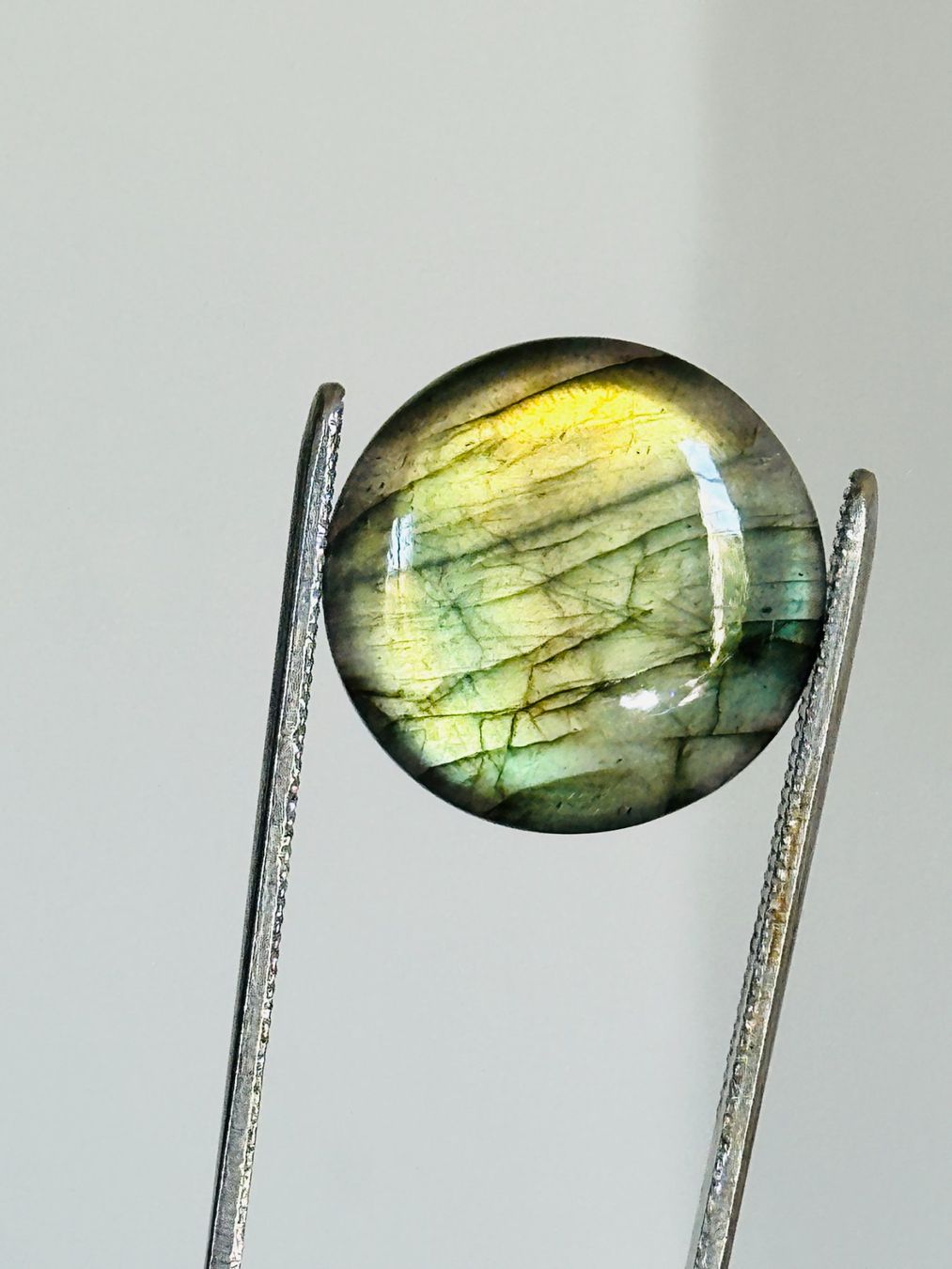 Pietre preziose: 26,1mm Labradorite multi fire spectrolite loose gem – Nuovo e nell'imballaggio originale da Genève venduto da AGBERG 1