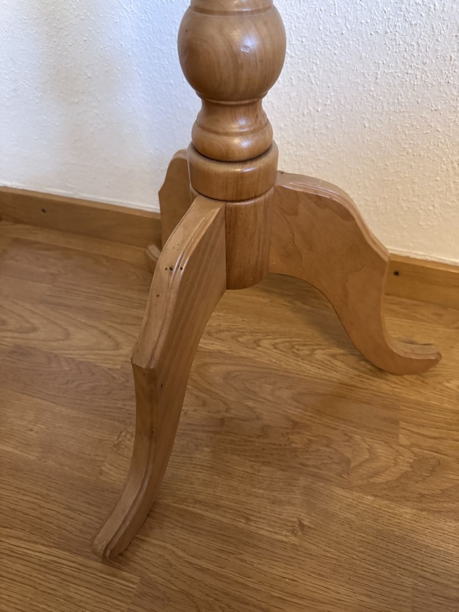 Supporti per strumenti musicali & leggii: Vintage Wooden Music Stand - adjustable height & angle – Usato da Zürich venduto da 613_g8jy 1