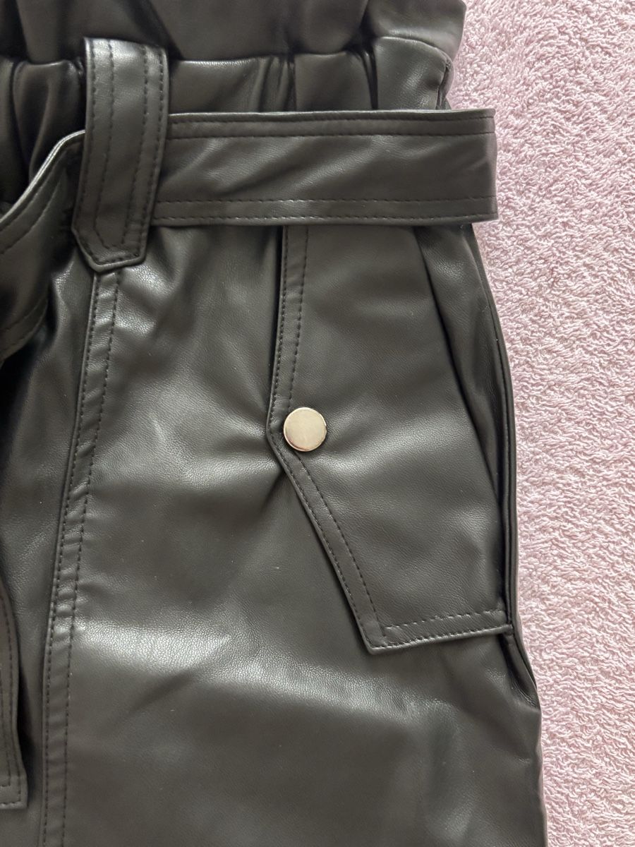 Jupes:  Lederoptik Rock schwarz Grösse 38 – Neuf (Voir description) à Arbon par Viktoriaa 1