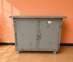 Vintage Werkstattschrank Industrial-Stil – Rollbar & Robust