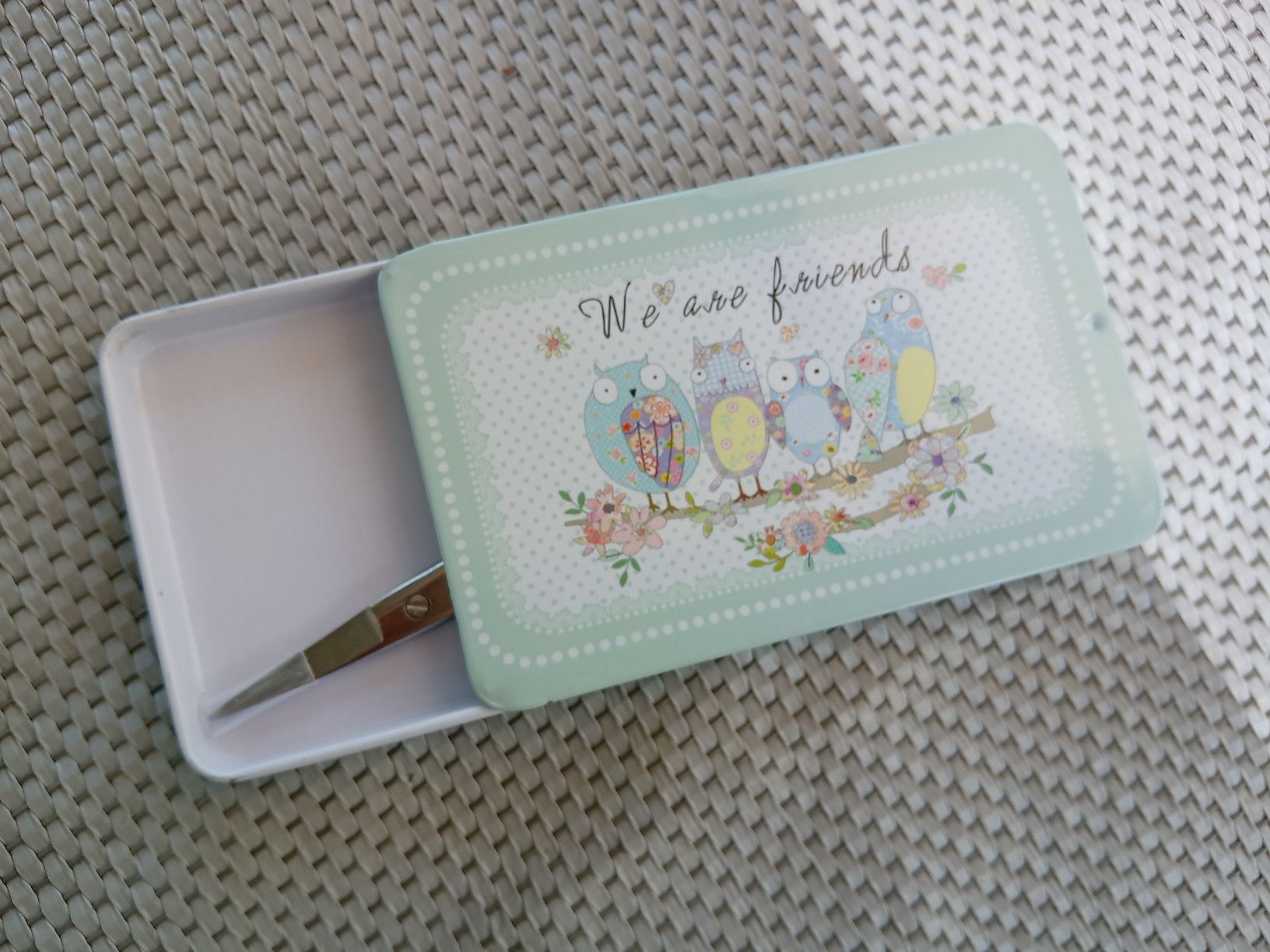 Tutti gli attrezzi: Nähset mit süsser Eulen-Dose & Schere - Ideal als Geschenk  – Nuovo (secondo la descrizione) da Burgdorf venduto da carodesign1 1