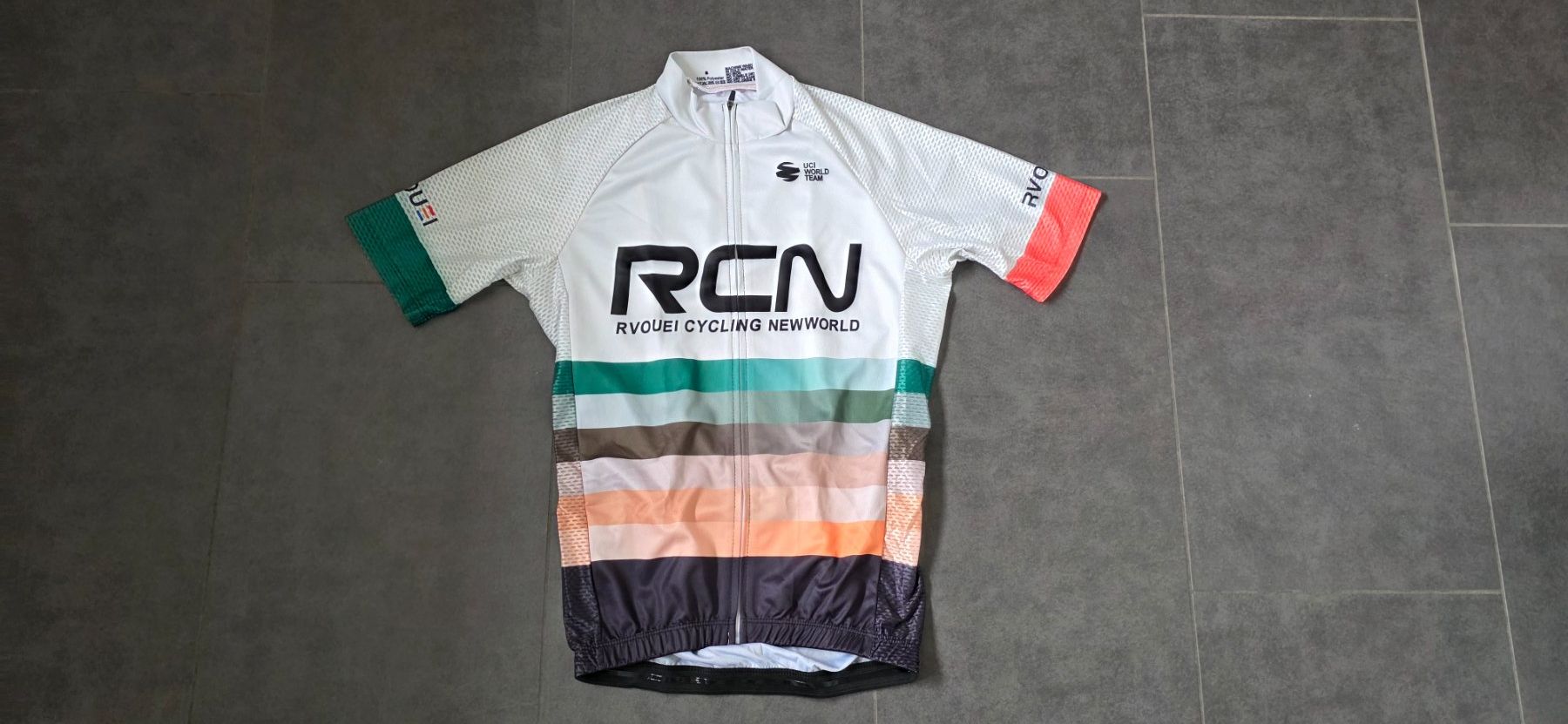 Canottiere & Pantaloni: Velotrikot RCN - Regenbogenfarben / S – Usato da Wittenbach venduto da Hase113