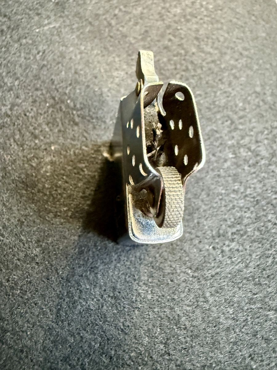 Zippo Accendini: Vintage Zippo Miller Genuine Draft – Usato da Schattenhalb venduto da Oodaaq 5