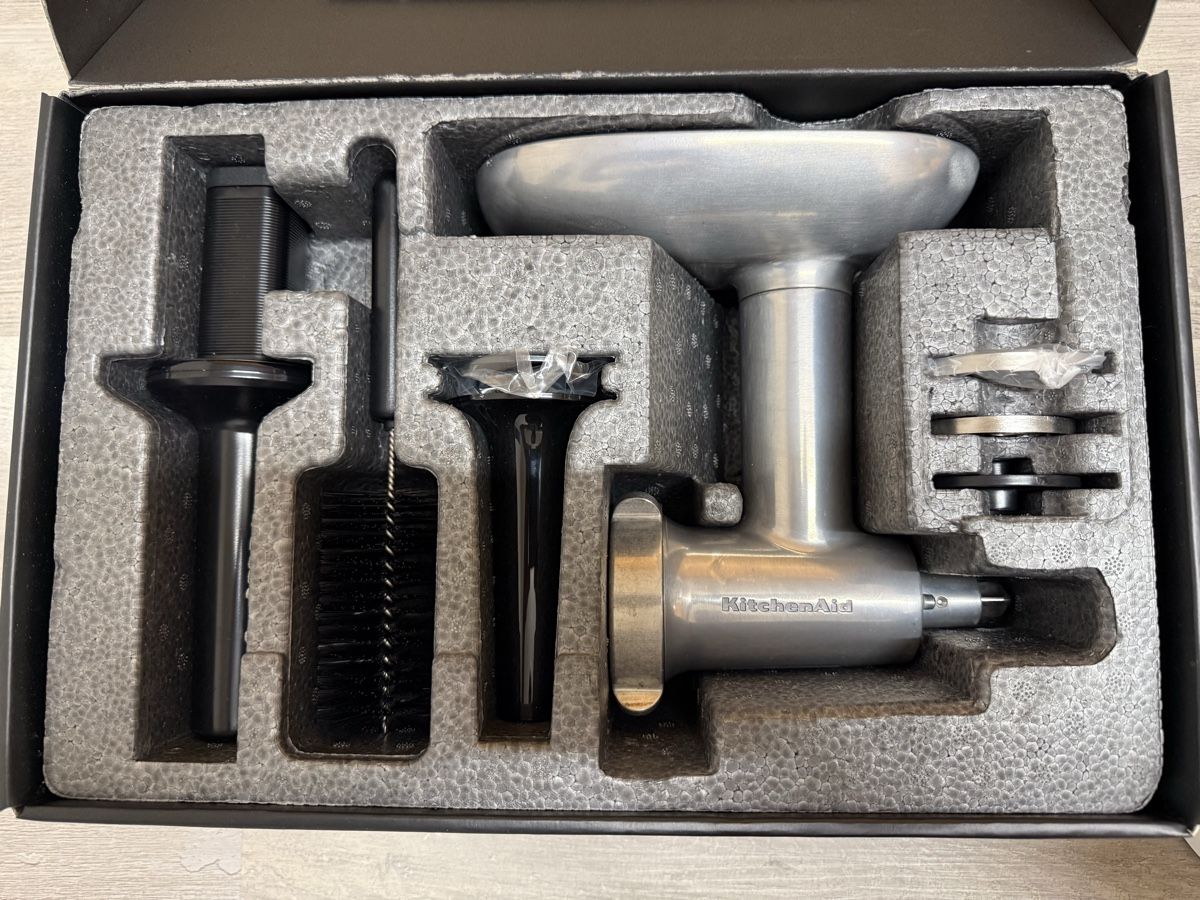 Kitchenaid Elettrodomestici da cucina: Kitchenaid Classic in Weiss inkl. Fleischwolf – Usato da Rümlang venduto da Feflo 2
