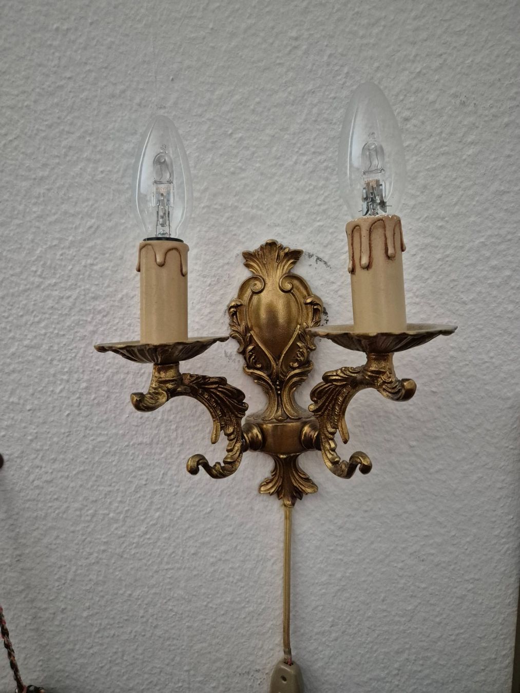 Lampade: Messing Wandlampe zweiflammig – Usato da Steinach venduto da ACMO32O