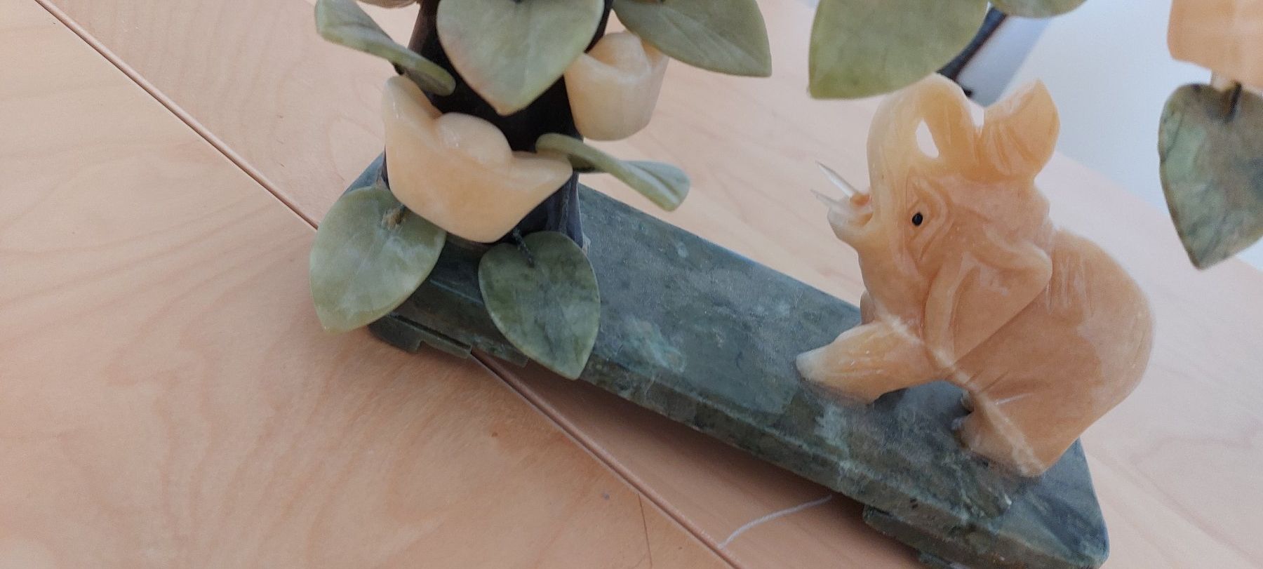 Tutte le decorazioni: Handgefertigter künstlicher Jade-Baum – Usato da Lupfig venduto da Robob2 2