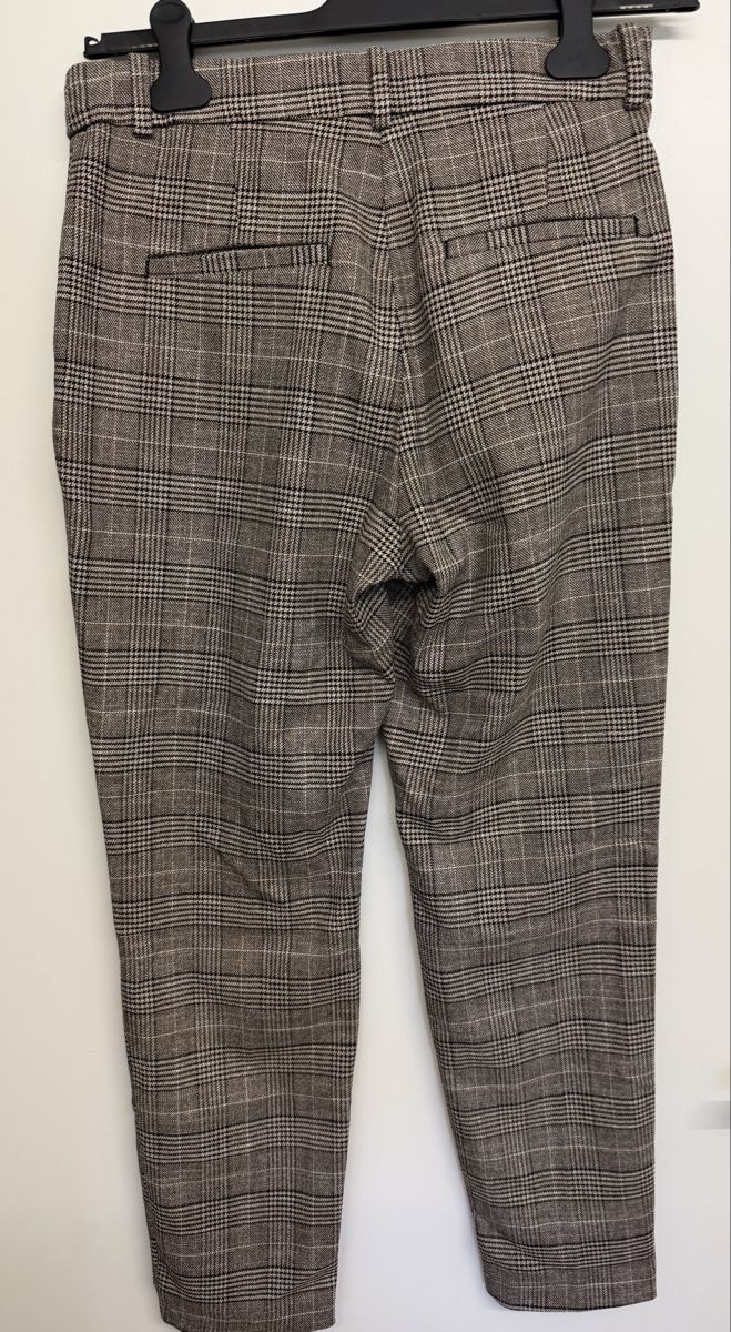 H&M Pantaloni: Karo Muster Hose, Top Zustand, Grösse 42 – Usato da Luzern venduto da Dona_Dona 1