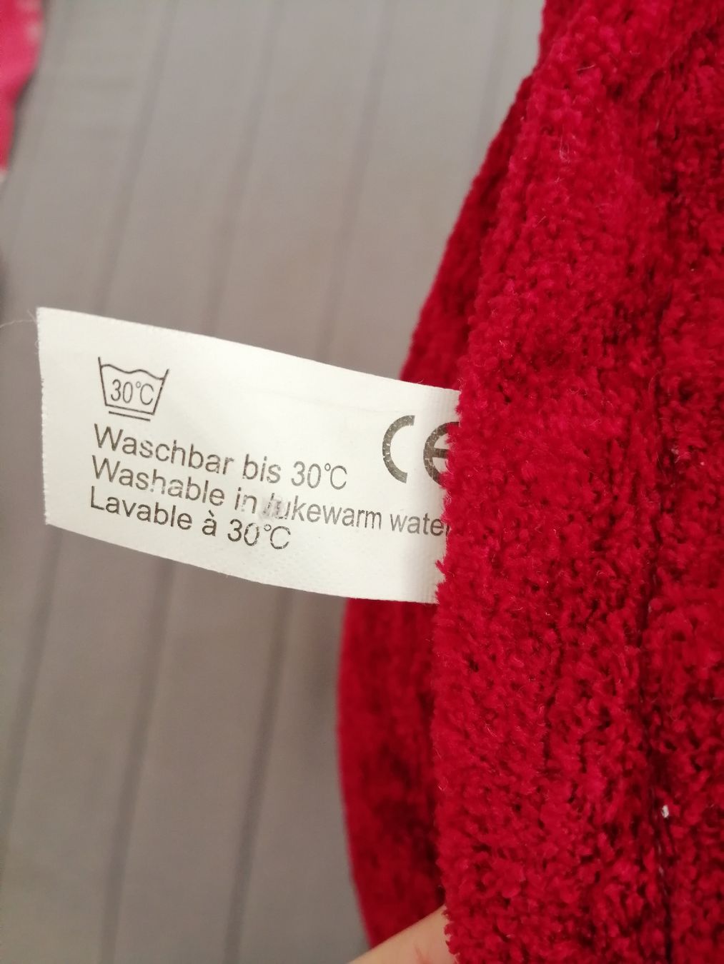 Cuscini: grosses rotes Sitzkissen – Usato da Windisch venduto da mer_6cjk 2