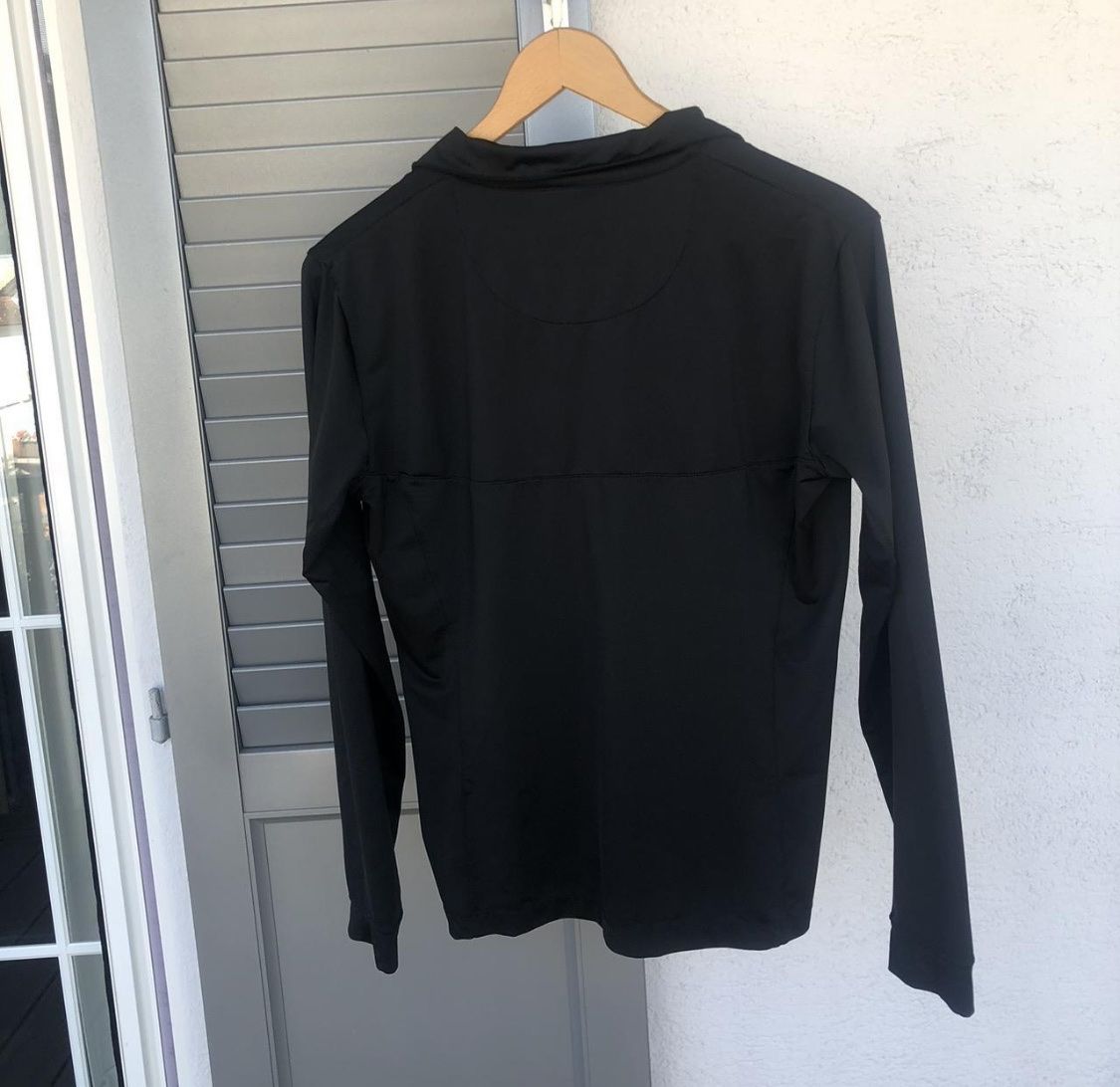 Nike Top: Nike Sport Top – Usato da Fribourg venduto da ann_l9b7 1