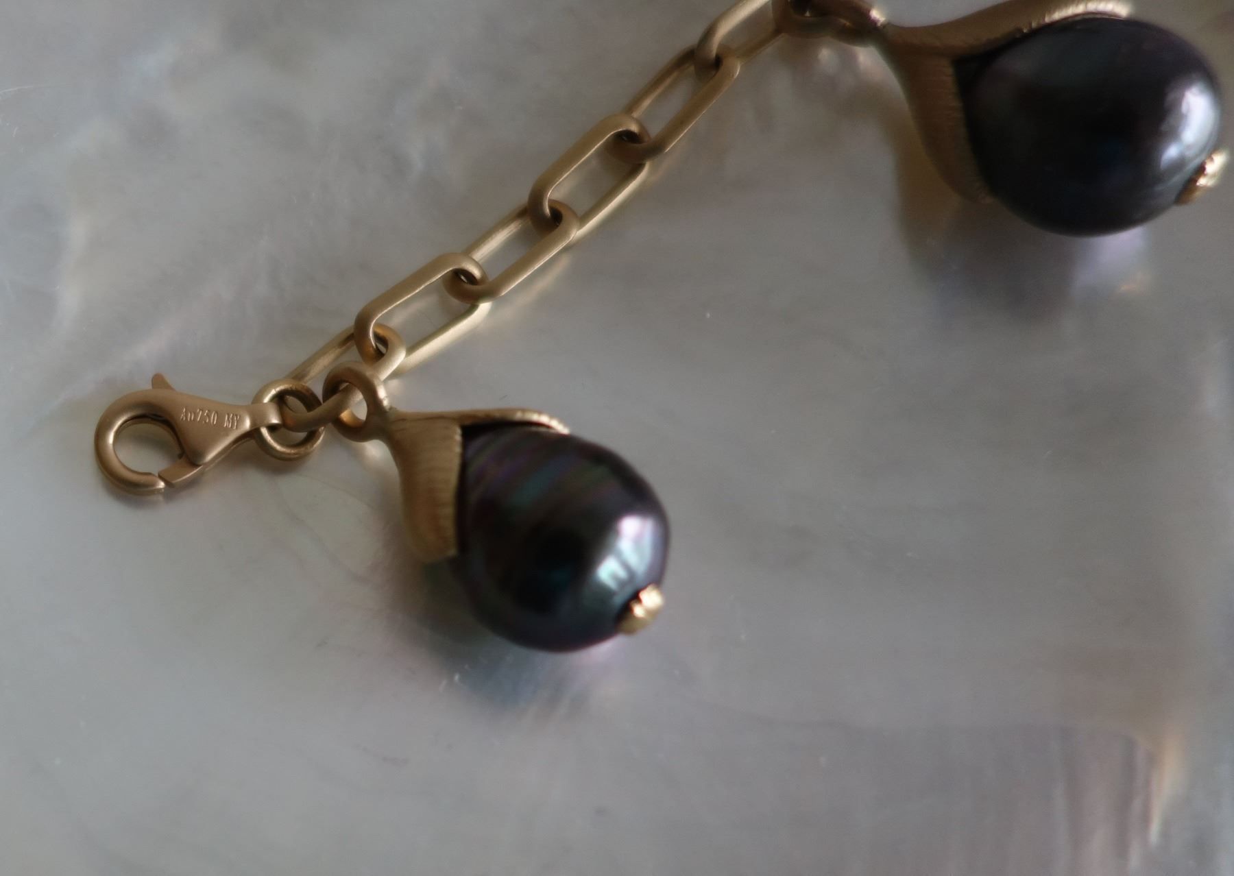 Bracciali & Braccialetti: Armkette mit Tahitiperlen, 18K Gold – Nuovo e nell'imballaggio originale da Rümlang venduto da 21f 3