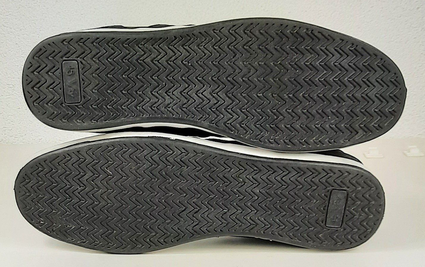 Scarpe da uomo: VTY Herrn Sneakers Schwarz Gr. 45 – Usato da Seuzach venduto da VT-Collections2 8