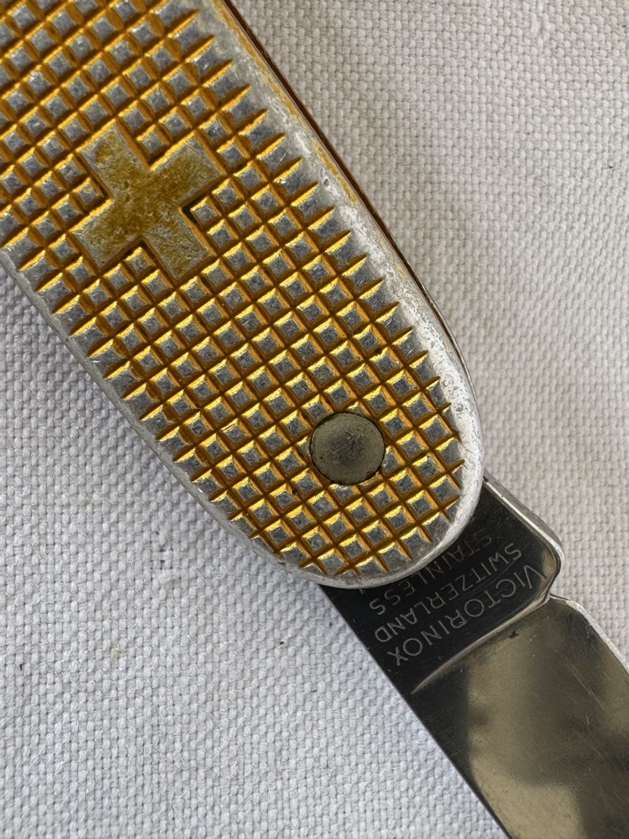 Victorinox Coltelli tascabile: Couteau  BUGNARD Lausanne Sackmesser Victorinox – Usato da GRAND - LANCY venduto da petitpain67 4