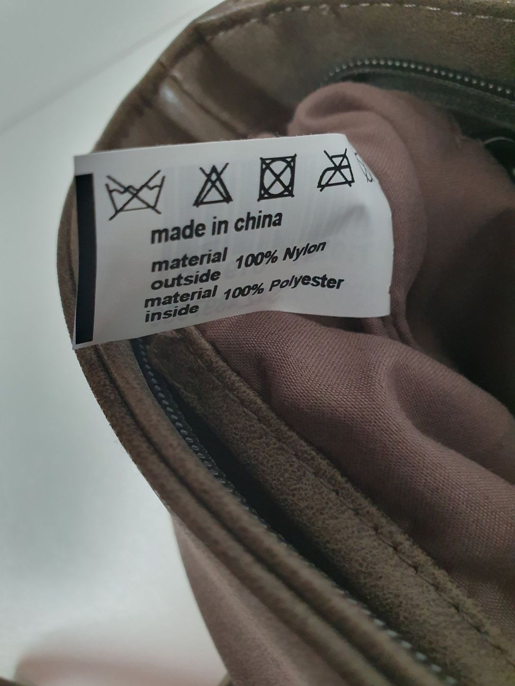 Sacs femmes: Neue Tasche – D'occasion à Wollerau par chrampfer78 3