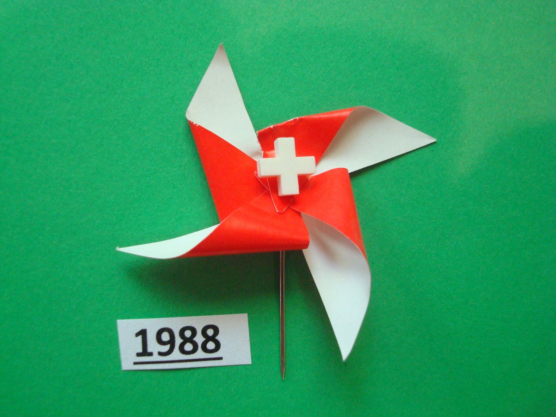 Placchette & Badge: Abzeichen 1. August 1988 – Usato da Riehen venduto da Baerewaegli