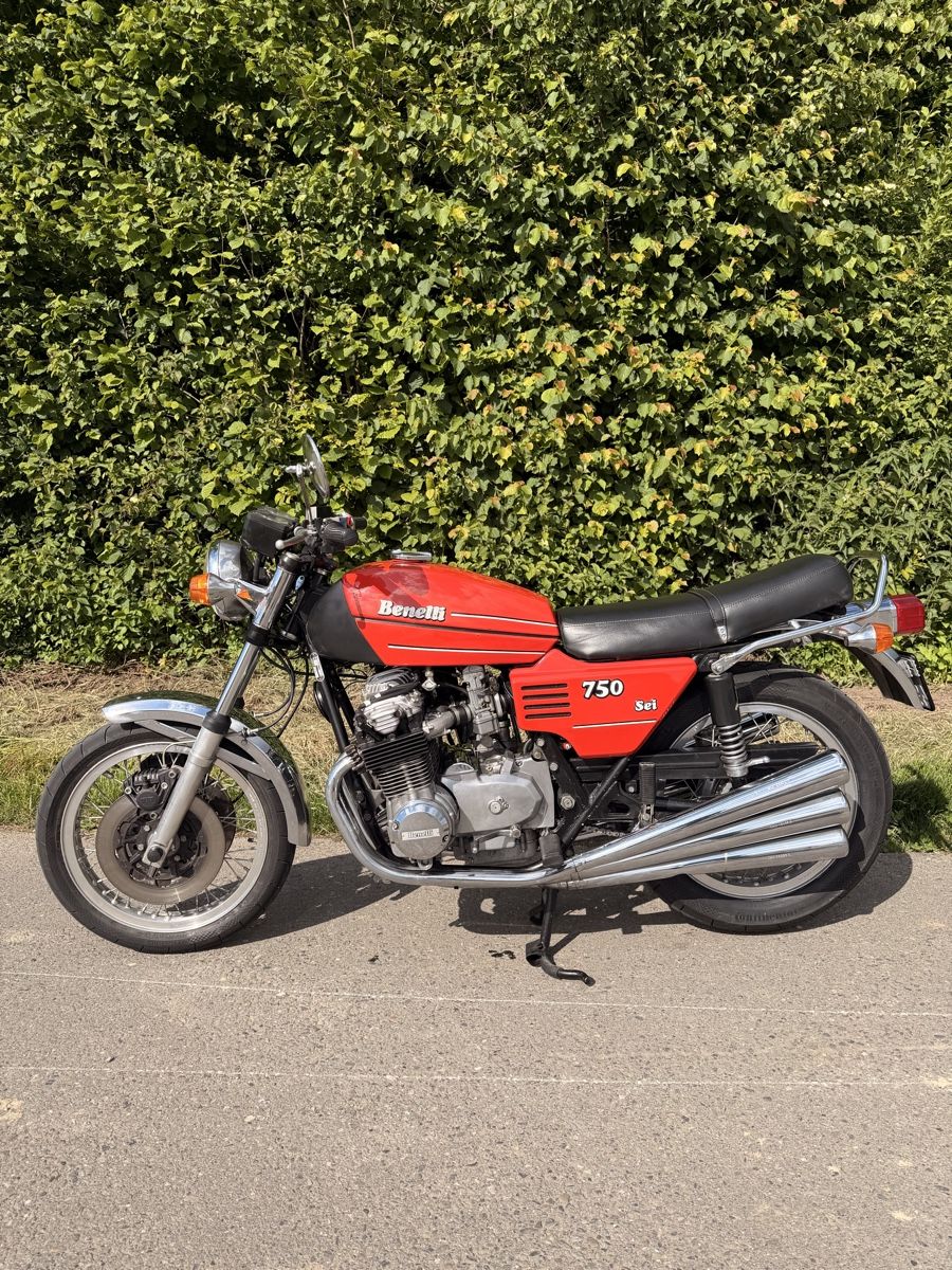 Benelli Touring: Benelli 750 Sei Motorrad mit 32654 km – Usato da Baden venduto da Radler1200