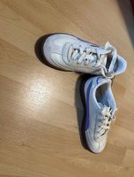 Puma Sneakers