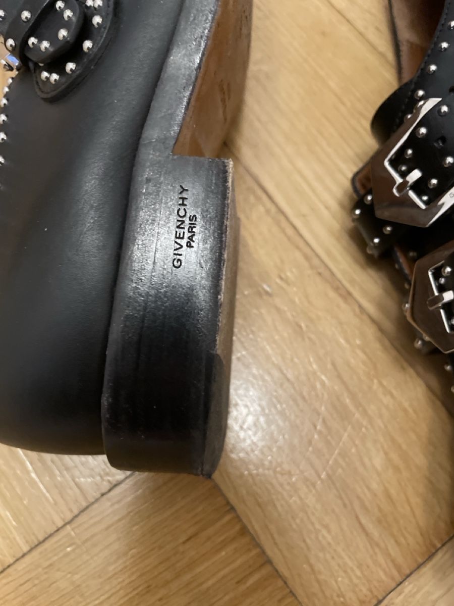 Givenchy Damenschuhe: Chaussures Givenchy taille 37.5 – Gebraucht aus Genève von Videdress22 3