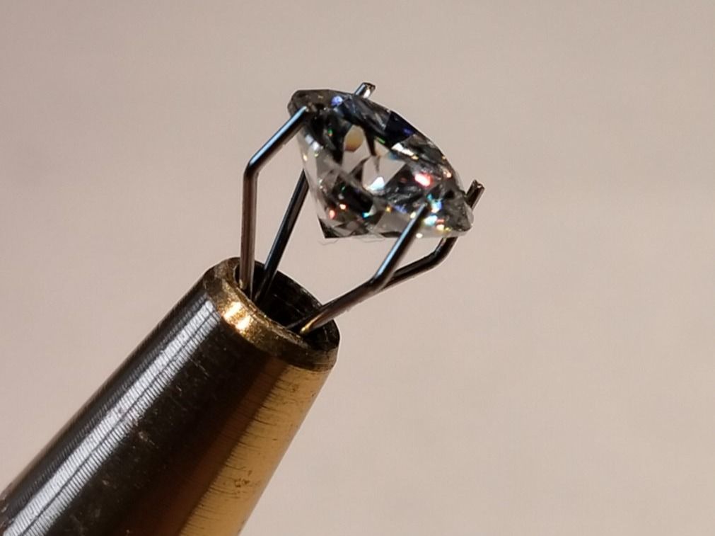 Edelsteine: Moissanit 1.5ct, 7.5mm – Neu (gemäss Beschreibung) aus Uerkheim von Justi.y