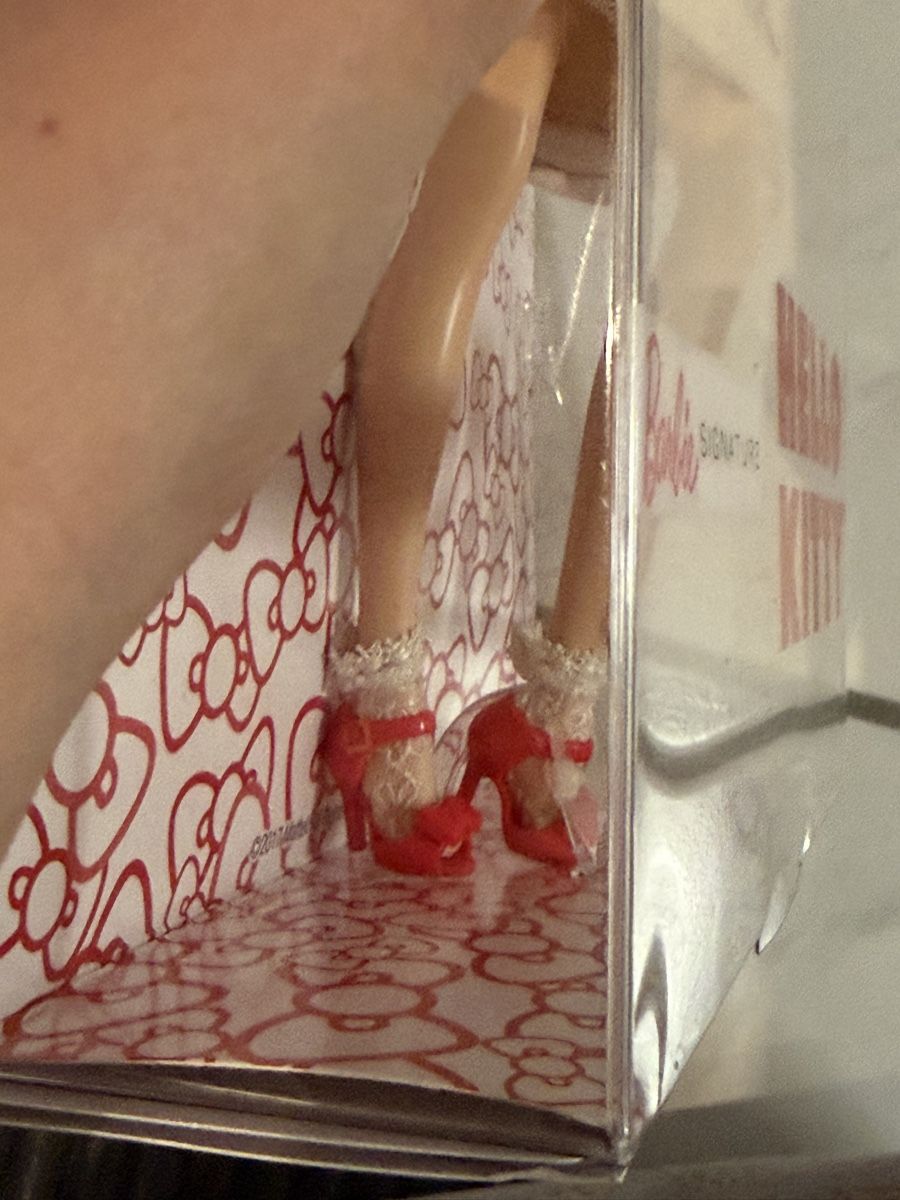 Bambole: 2017 Hello Kitty Barbie Signature – Nuovo e nell'imballaggio originale da Bürglen TG venduto da SonneMondSterne99 8