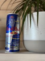 Franjo Von Allmen Ski Alpin Red Bull limited edition
