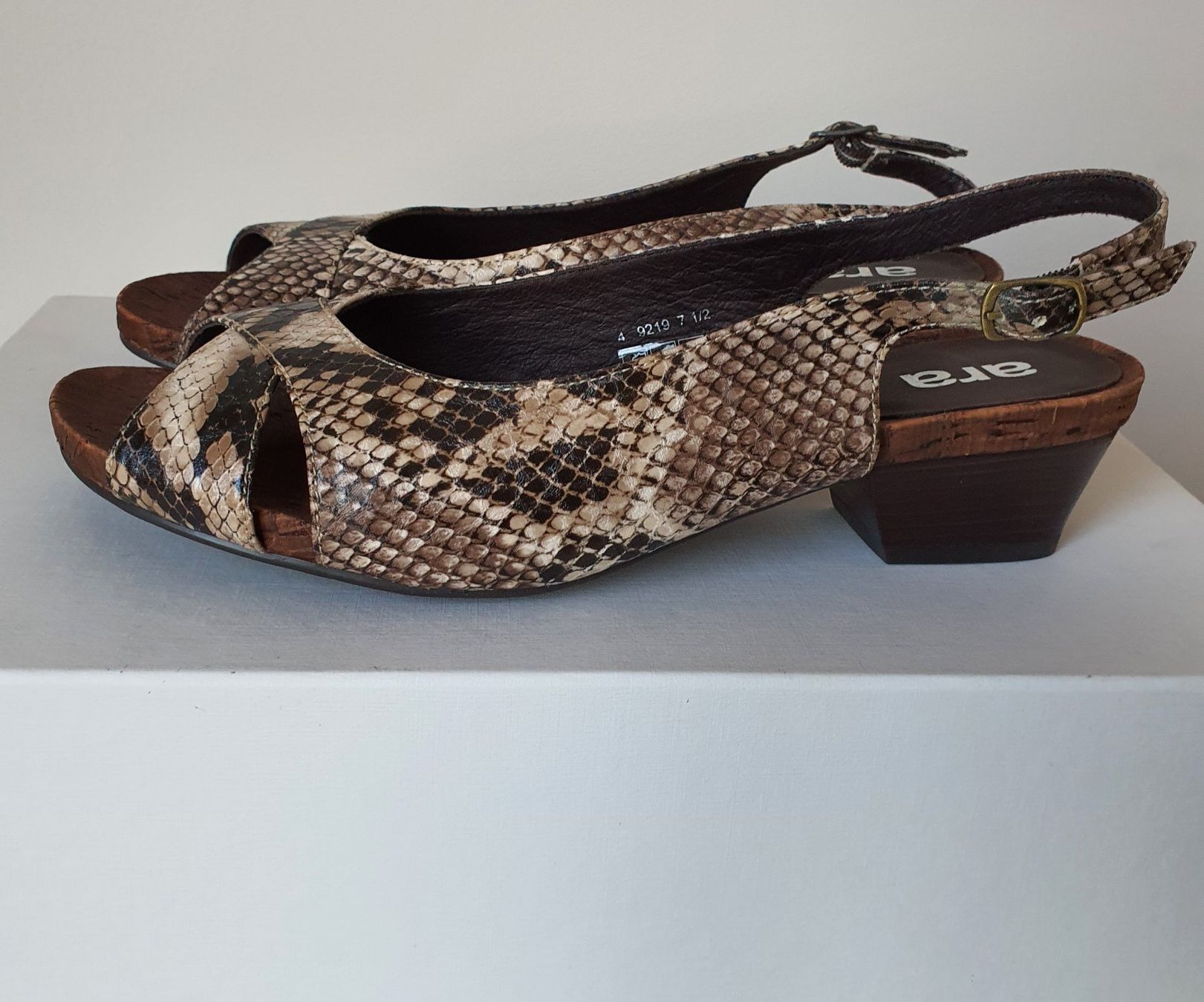 Ara Damenschuhe: Ara Sandalen mit Blockabsatz in Pythonoptik – Neu und originalverpackt aus Weiach von sim_8s27 4