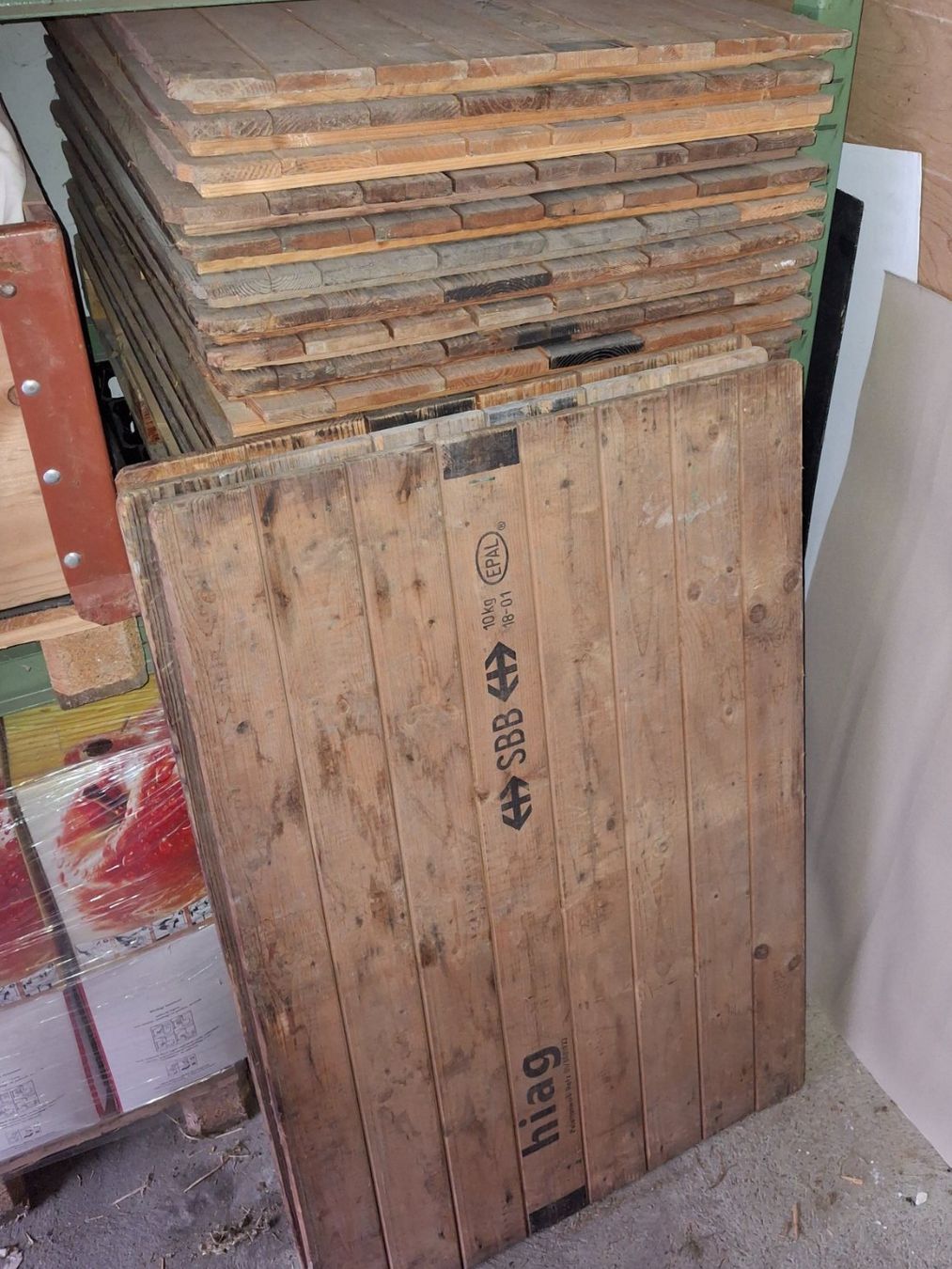 Holzartikel: Pallettenrahmen – Gebraucht aus Siebnen von Grosswis50 2