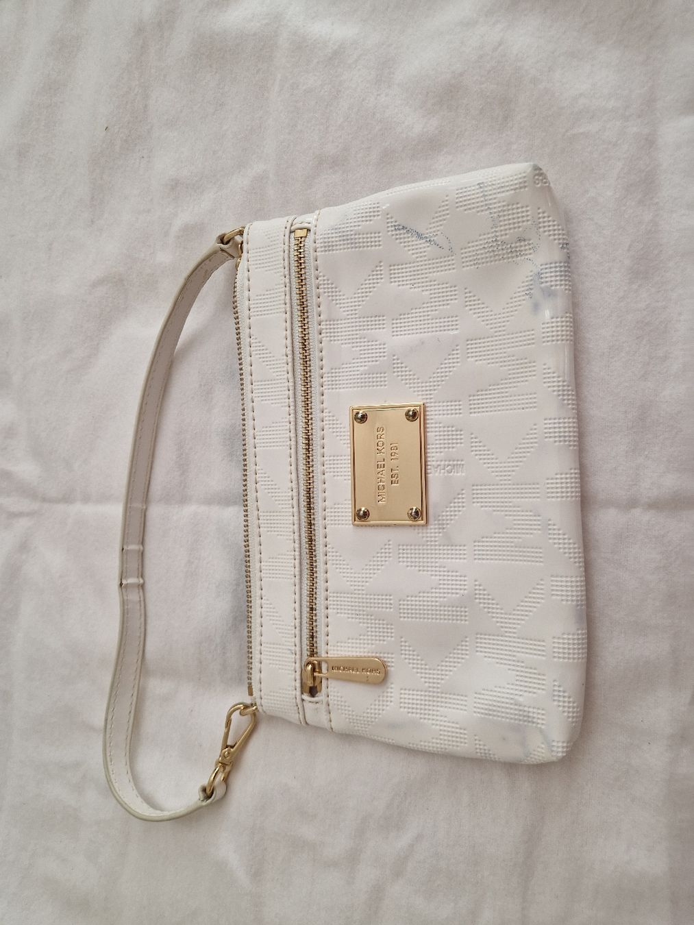 Michael Kors Sacs femmes: Michael Kors Clutch weiss – D'occasion à Zürich par Mani56