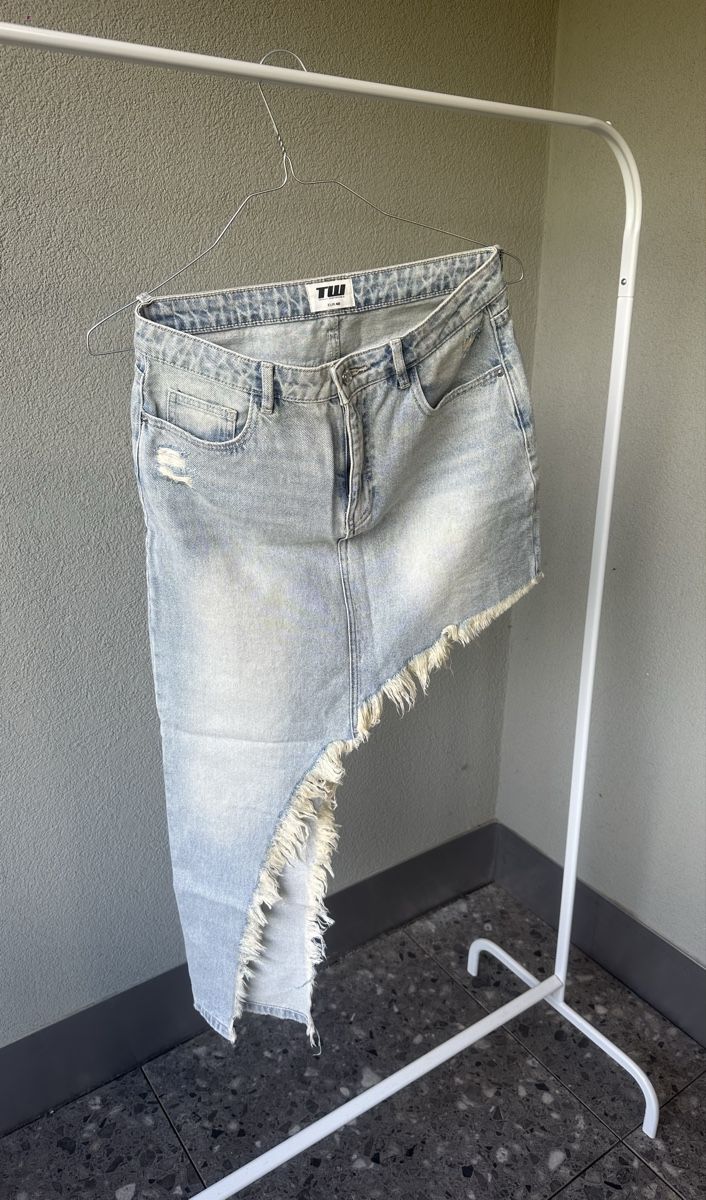 Gonne: Sehr schöner Jeans-Rock – Nuovo (secondo la descrizione) da Volketswil venduto da hal_65hj