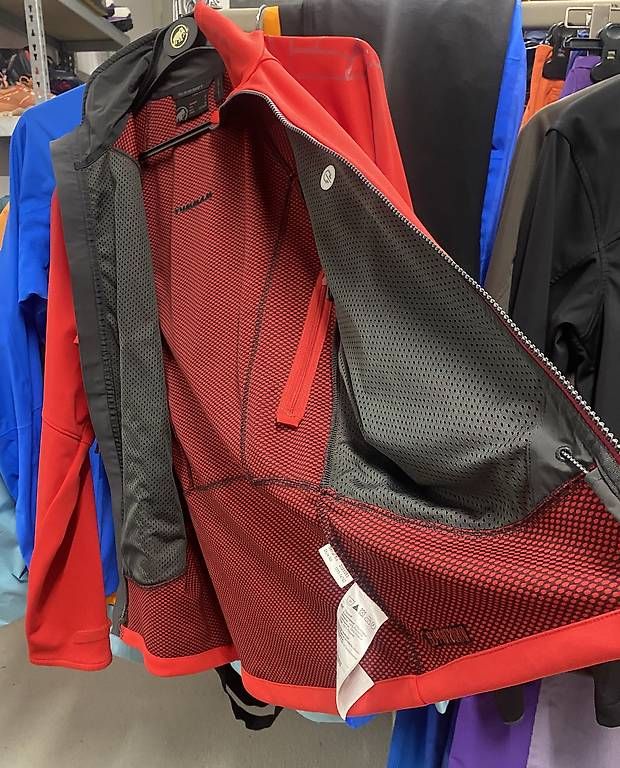 Mammut Giacche: Mammmut Ultimate Hoody Jacke gr S – Nuovo (secondo la descrizione) da Zürich venduto da Altruisti 4
