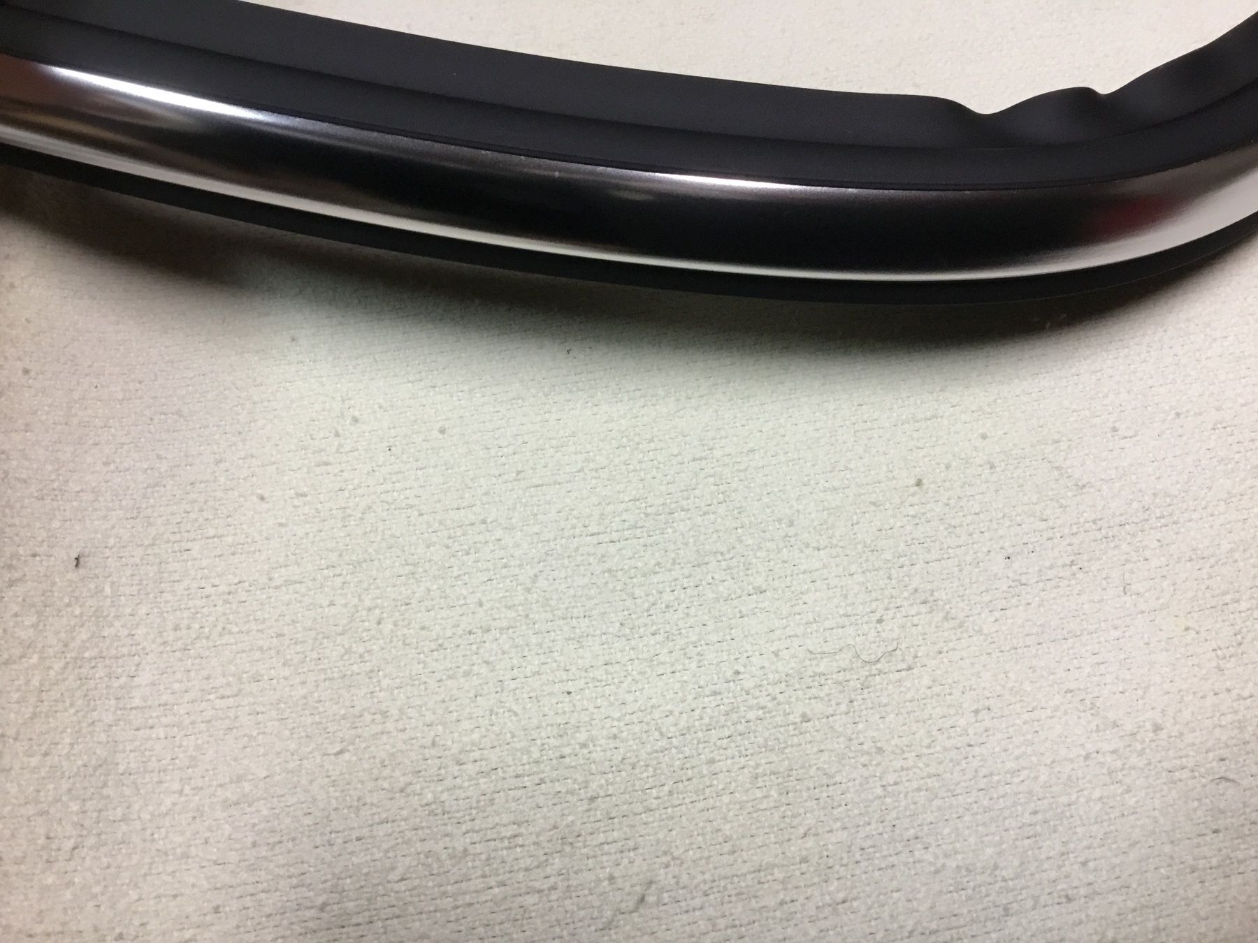 Mini Tutti pezzi di ricambio auto: Mini Cooper  /Abdeckung Frontscheibe/51317051527 – Nuovo e nell'imballaggio originale da Brigerbad venduto da dendo123 3