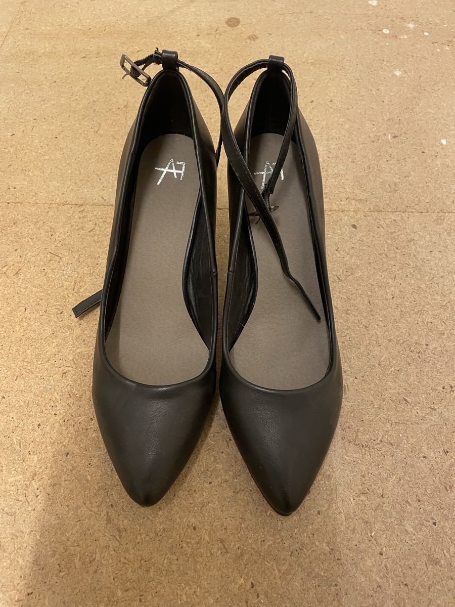 Damenschuhe: Highheel 39 – Gebraucht aus aarau von A.Naef