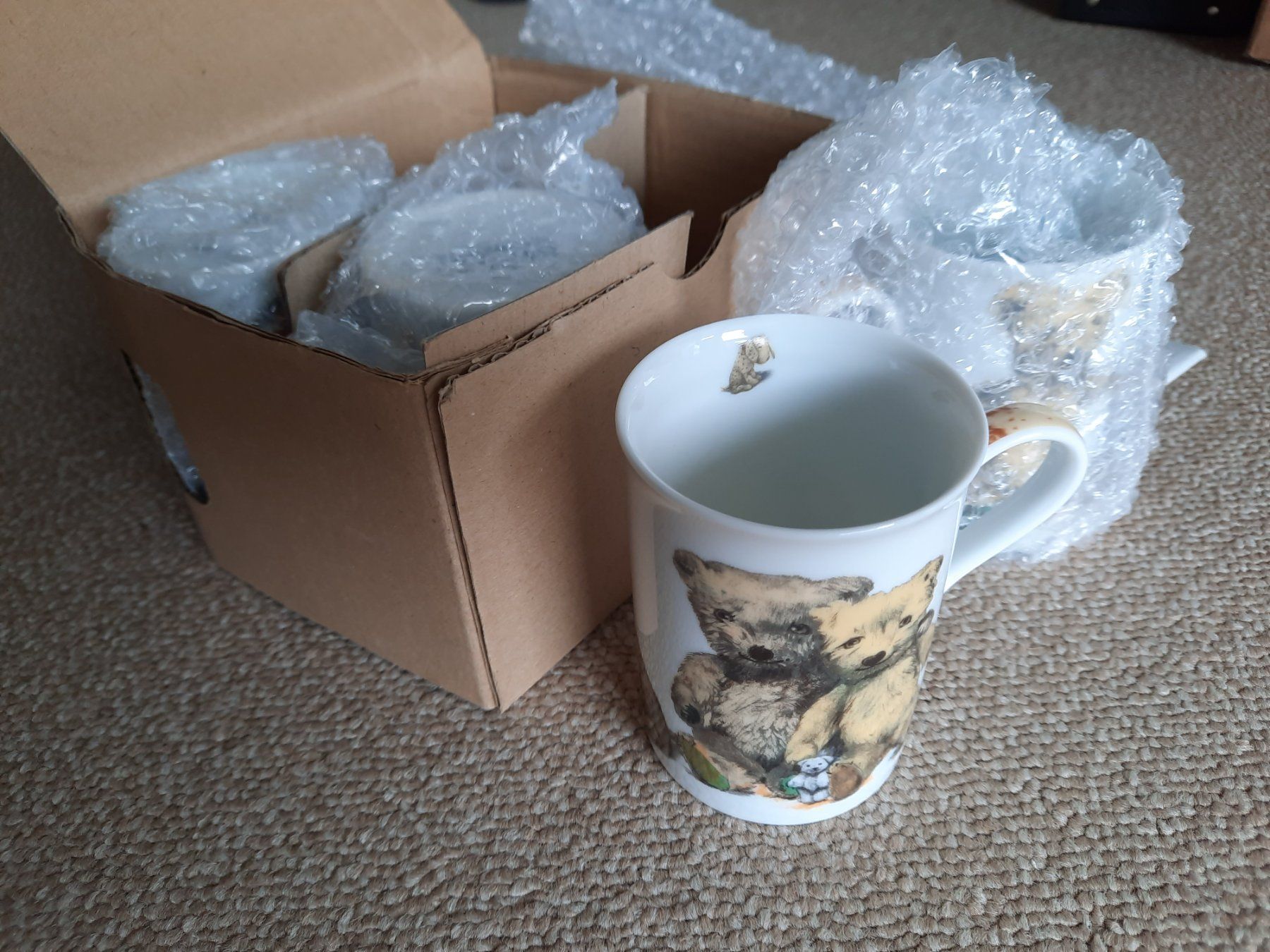 Tassen: 4 Teetassen mit Teddybären; neu – Neu und originalverpackt aus Herrliberg von AlexandraBopp 1