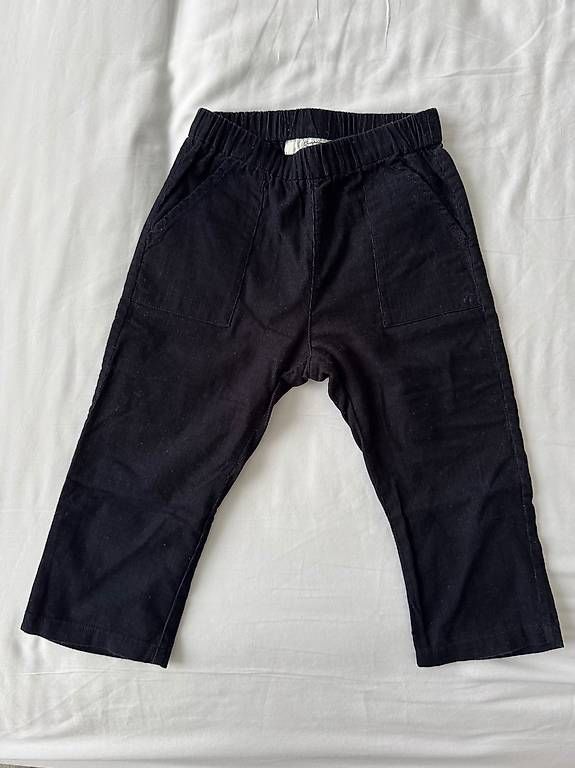 Pantaloni: Pantalon en velours Bonpoint – Usato da Genève venduto da hya_ccc8