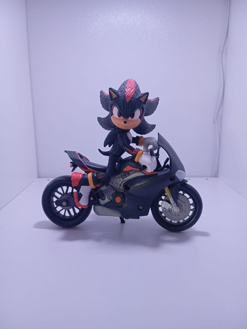 Statuette: Shadow Actionfigur von Sonic – Nuovo (secondo la descrizione) da Oensingen venduto da Bluepop0