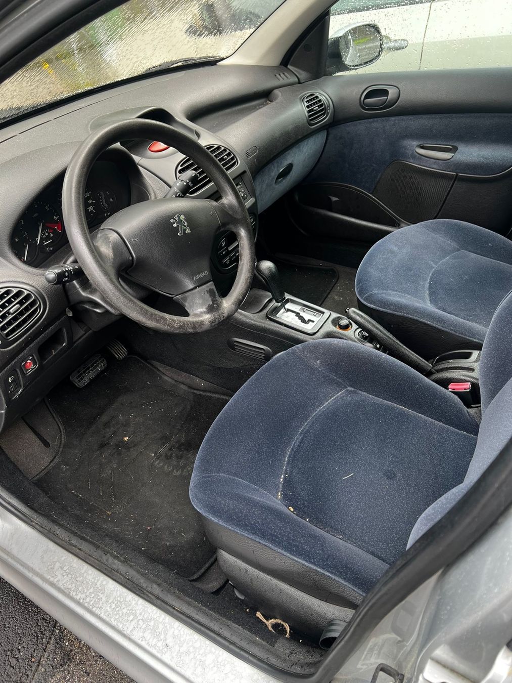 Peugeot Automobili: Peugeot 206 – Usato da Wimmis venduto da Incar_GmbH 4