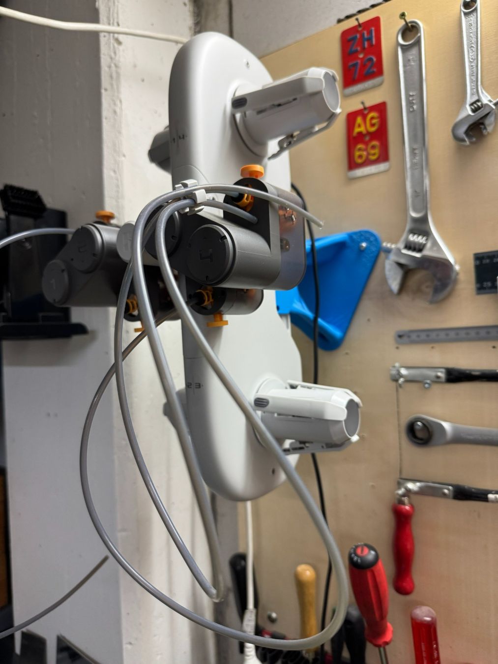Bambu Lab Stampanti 3D: Bambulab A1 Mini inkl. AMS lite Materialsystem – Usato da Stäfa venduto da Beschu1 2